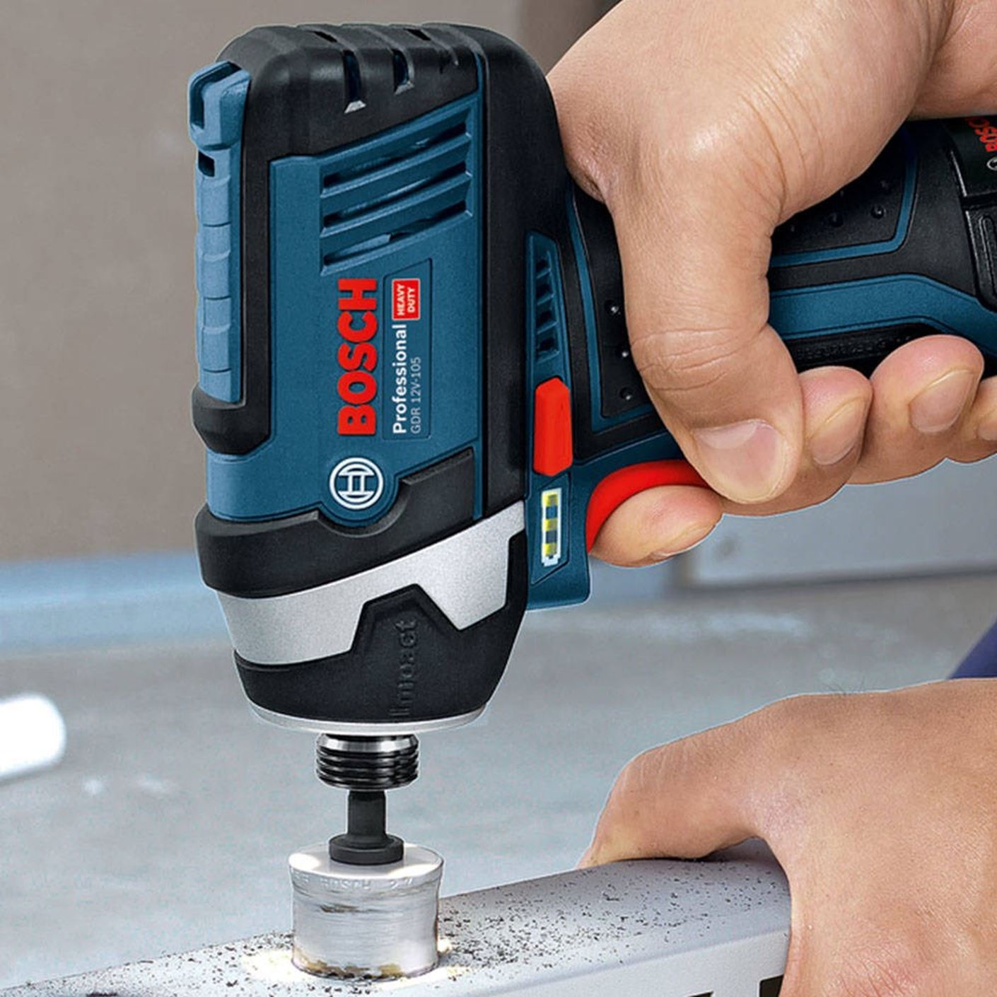 Bosch Professional 06019A6906 Boulonneuse Sans-fil GDR 12V-105 Solo Click & Go L-BOXX - 10.8V Bleu